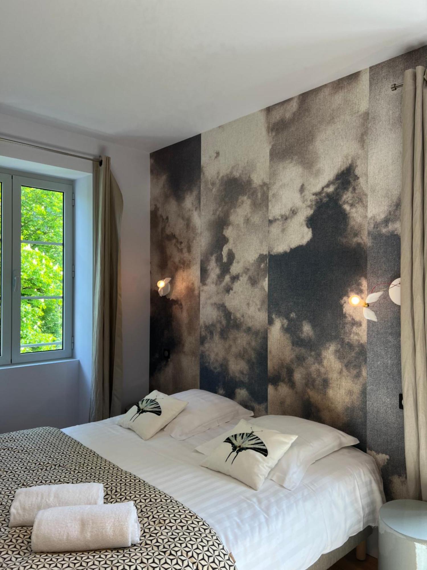 Domaine Clairfontaine Noyarey - Suites Junior المظهر الخارجي الصورة