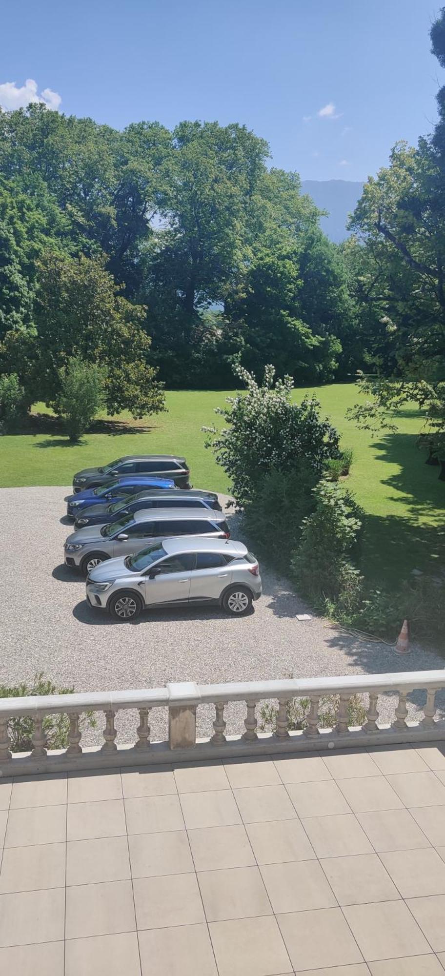 Domaine Clairfontaine Noyarey - Suites Junior المظهر الخارجي الصورة