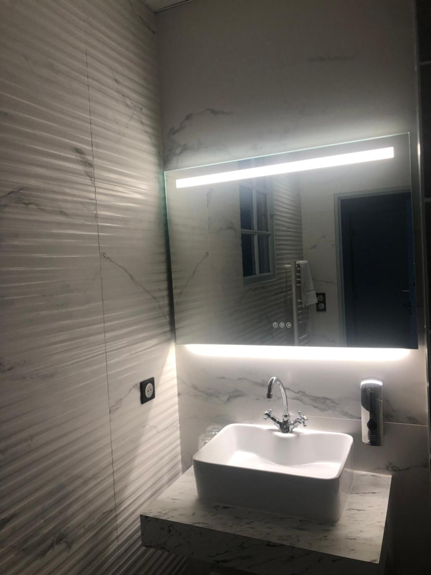 Domaine Clairfontaine Noyarey - Suites Junior المظهر الخارجي الصورة